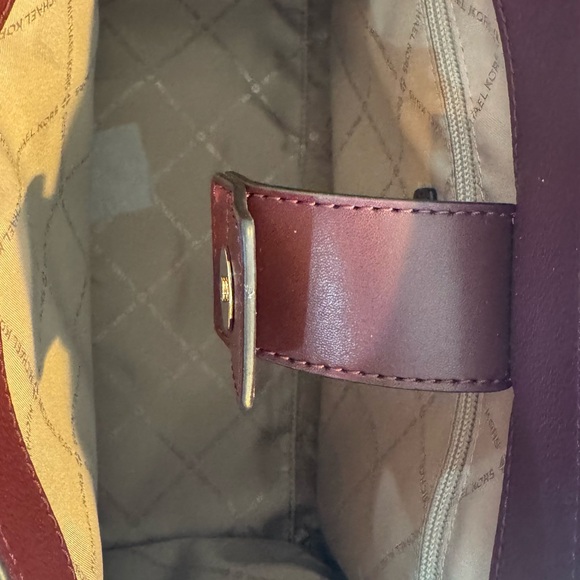 Michael Kors Hamilton Satchel - Picture 2 of 10